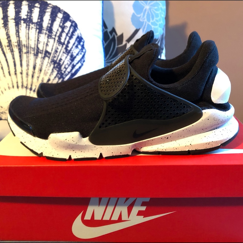 Nike Sock Dart, brand new, size 12